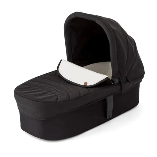 Edwards & Co Carry Cot for Oscar Mx | Baby Box | NZ Baby Shop